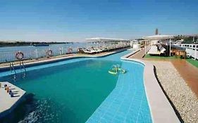 Five Star Nile Cruise From Aswan To Luxor